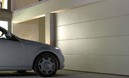 Istallation de porte de garage Hormann pour limité l'accès aux parkings des entreprises